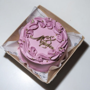 Лимитированный выпуск бенто-торт к 8 марта №2