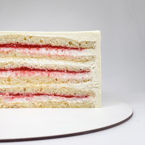 Основа авторского торта "Молочная девочка с клубникой"